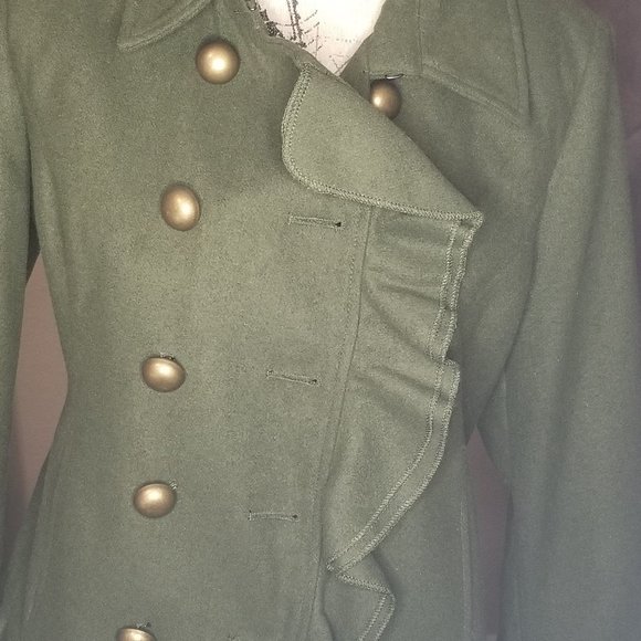 Coffee Shop - Olive Green Ruffle Jacket - Picture 4 of 4